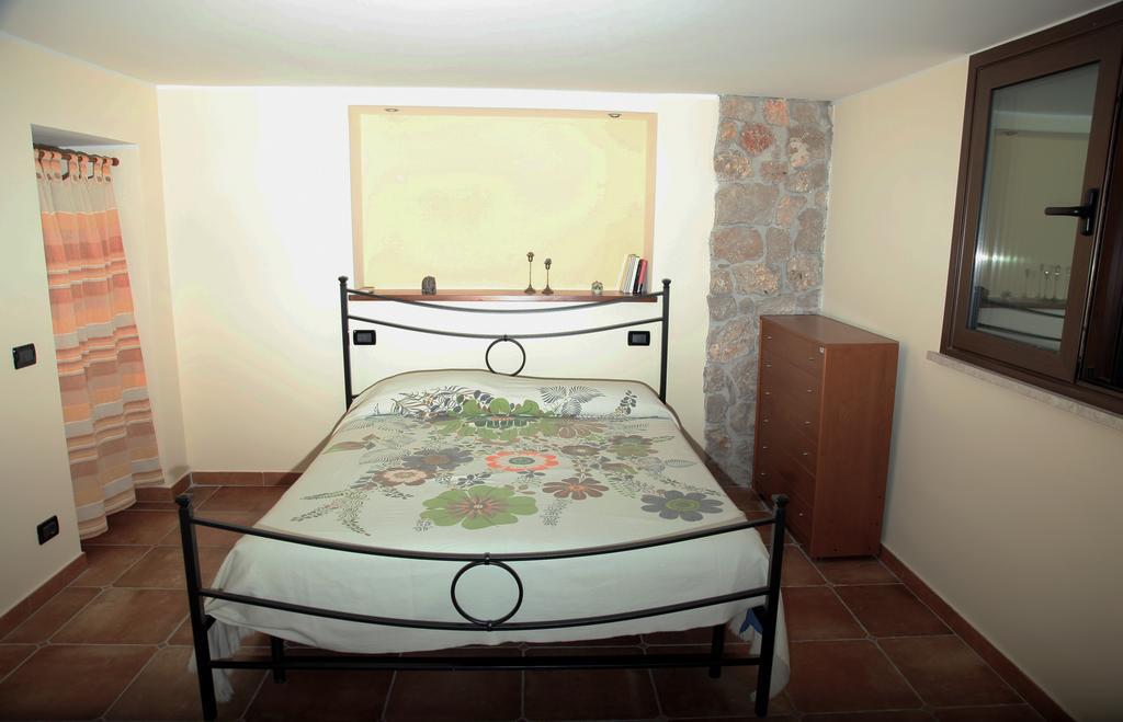 Villa Suber Sperlonga Pokoj fotografie